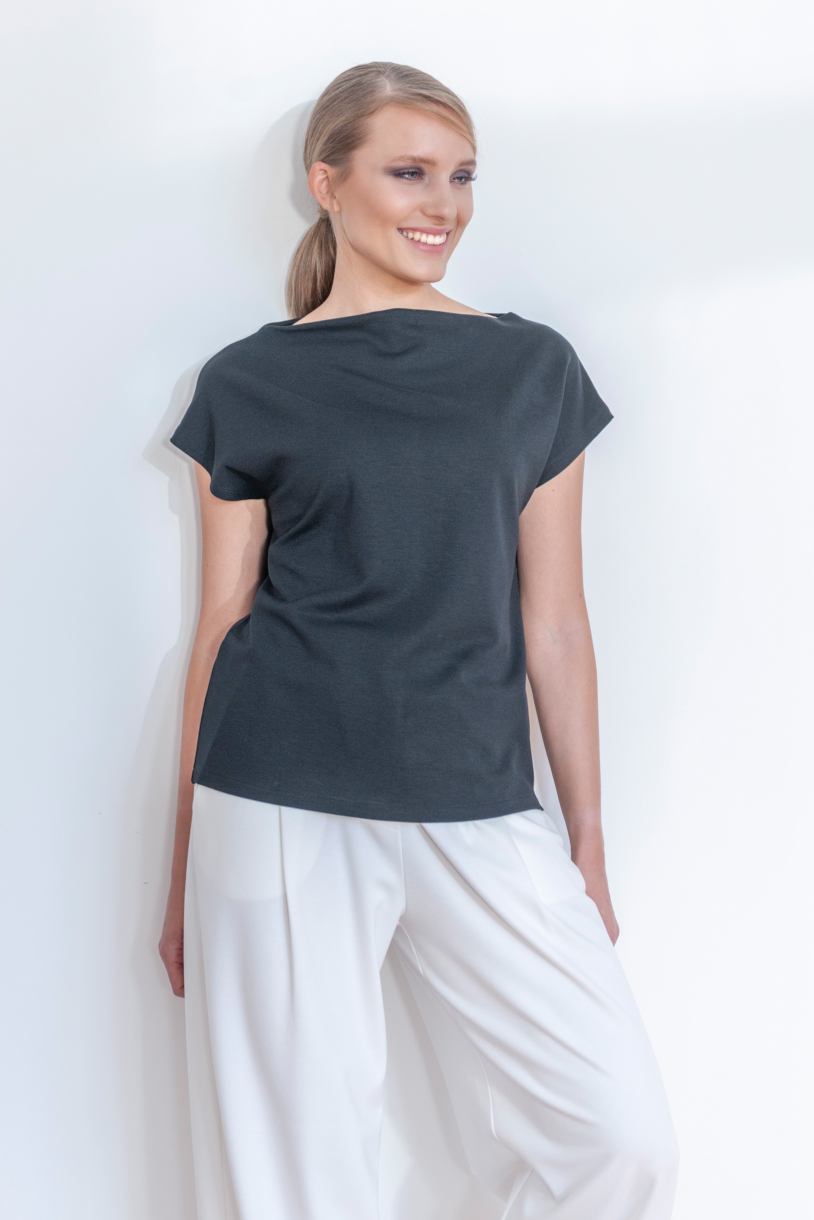 Shirt draped shoulder Code 132 BLACK