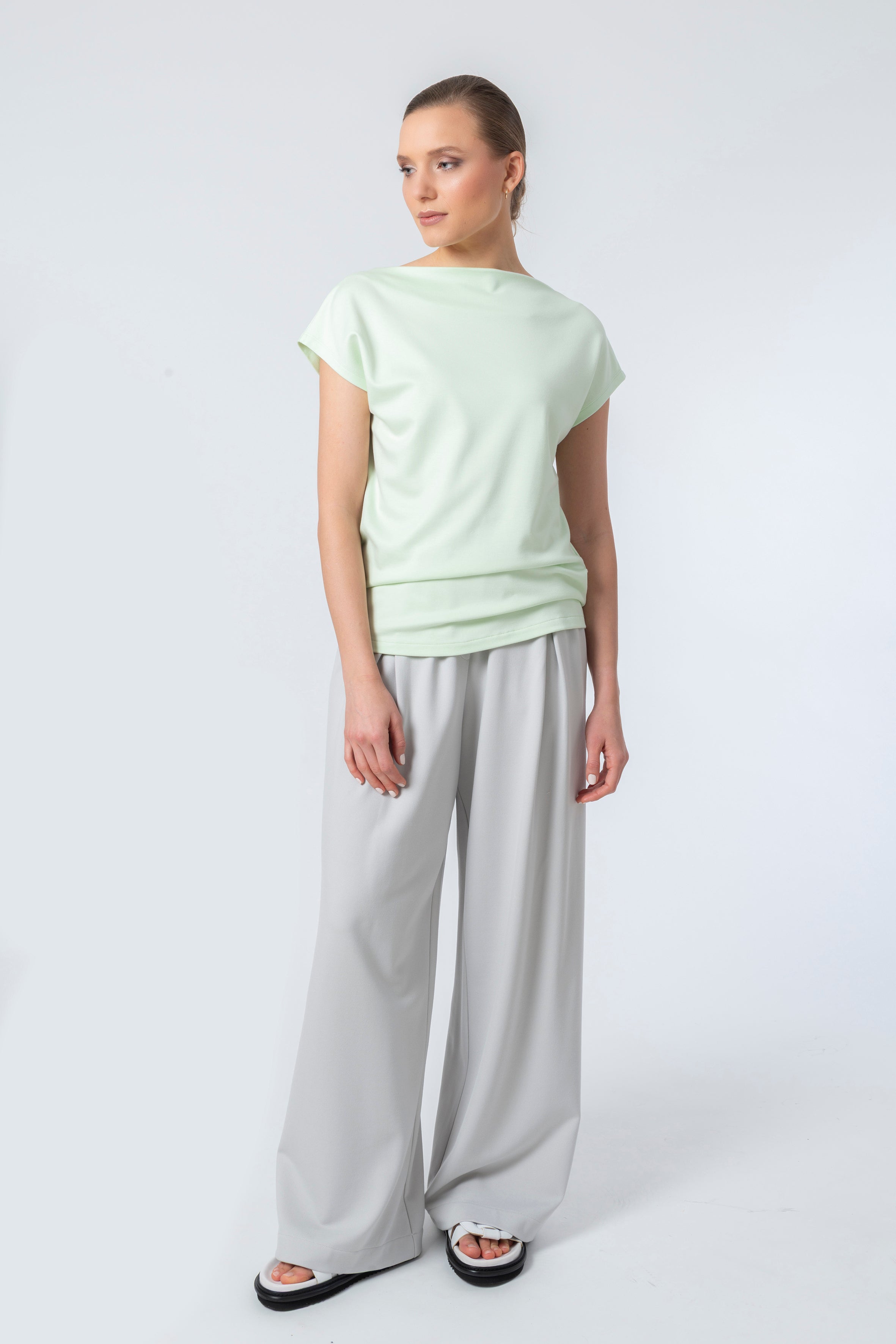Shirt draped Shoulder Code 132a Matcha