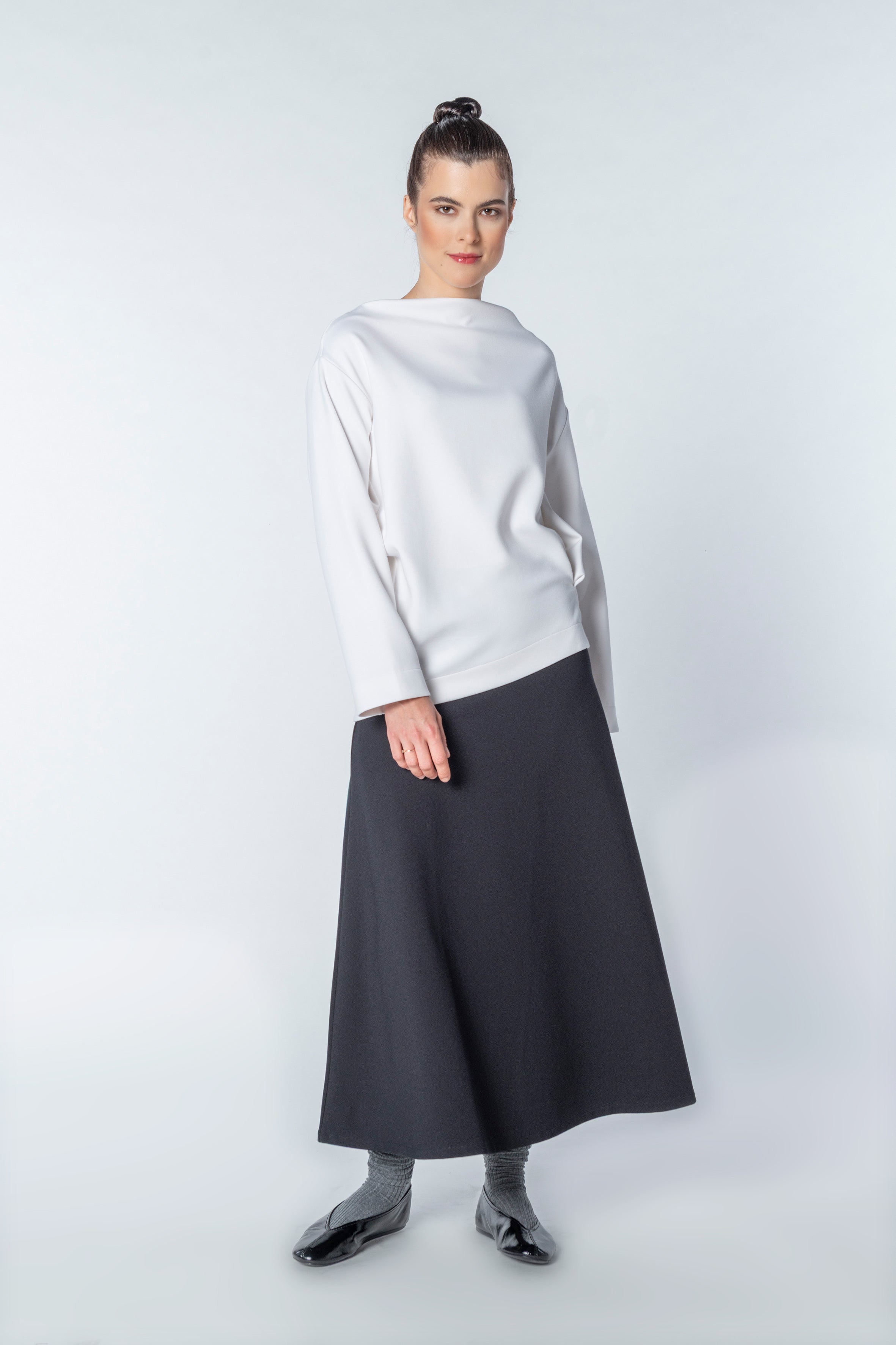Sweat draped Code 142 Off White