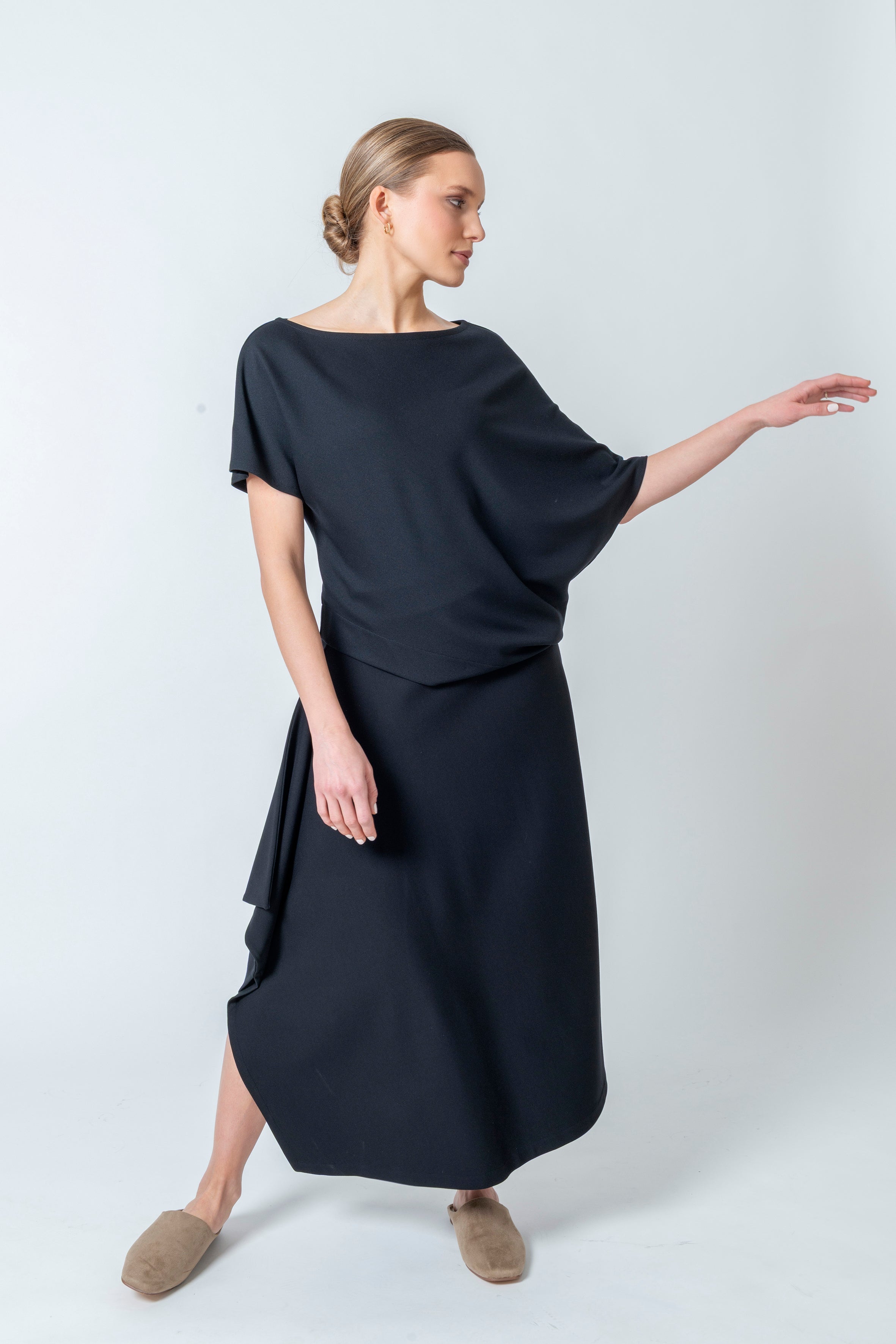 Asymetric Shirt Code 151 Black