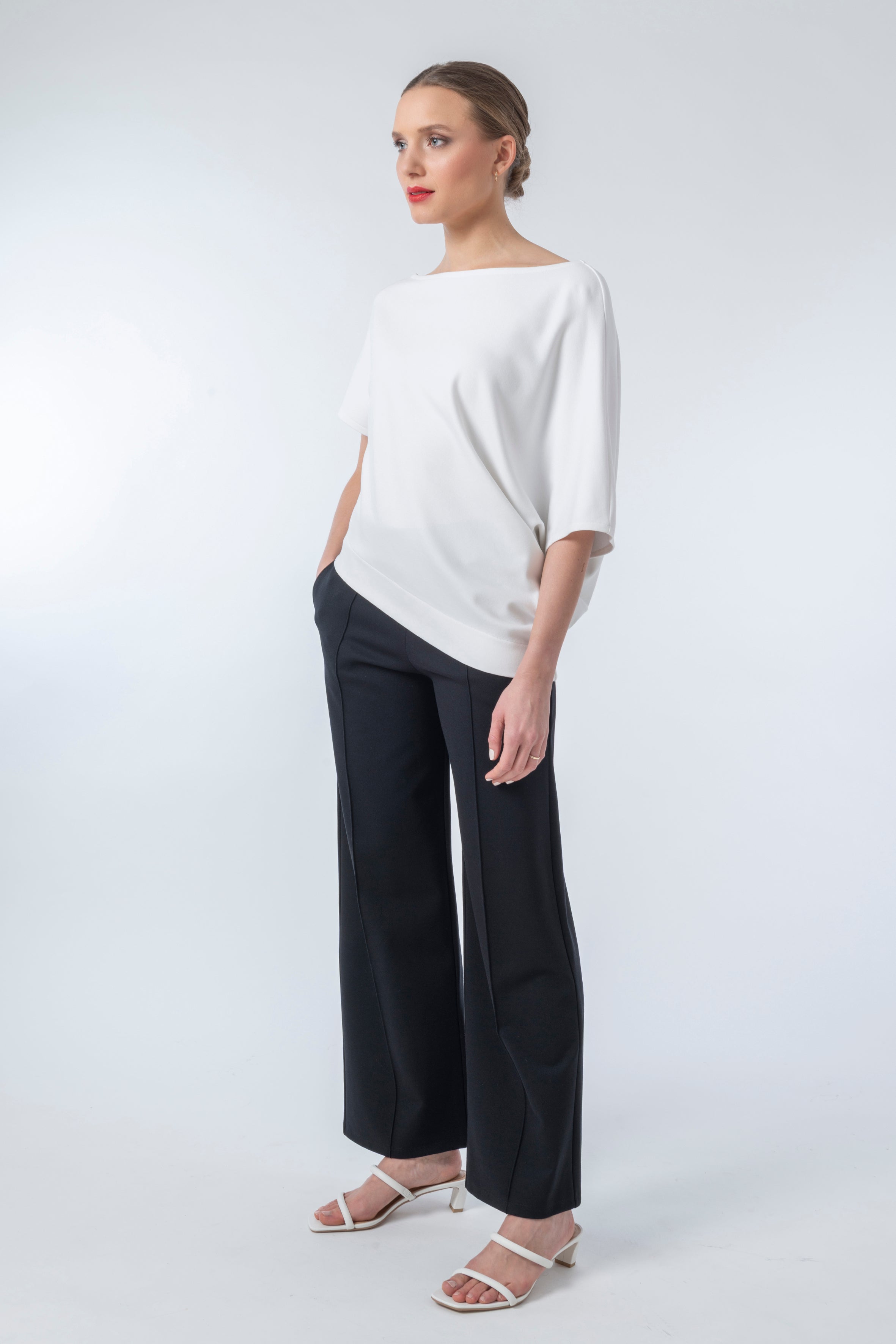 Asymetric Shirt Code 151 Off white