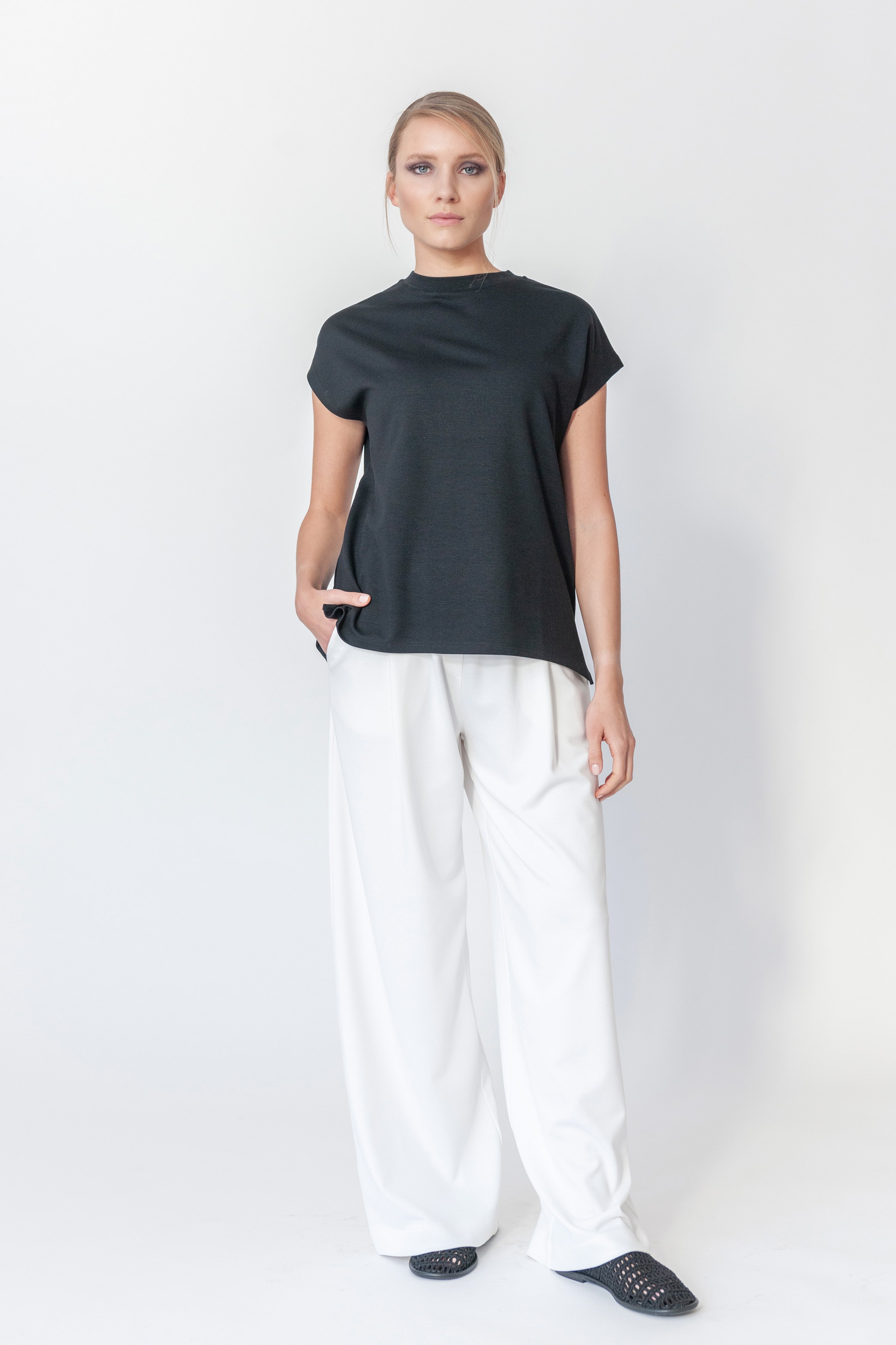 Pants Baggy inverted Pleat Code 129 OFF WHITE