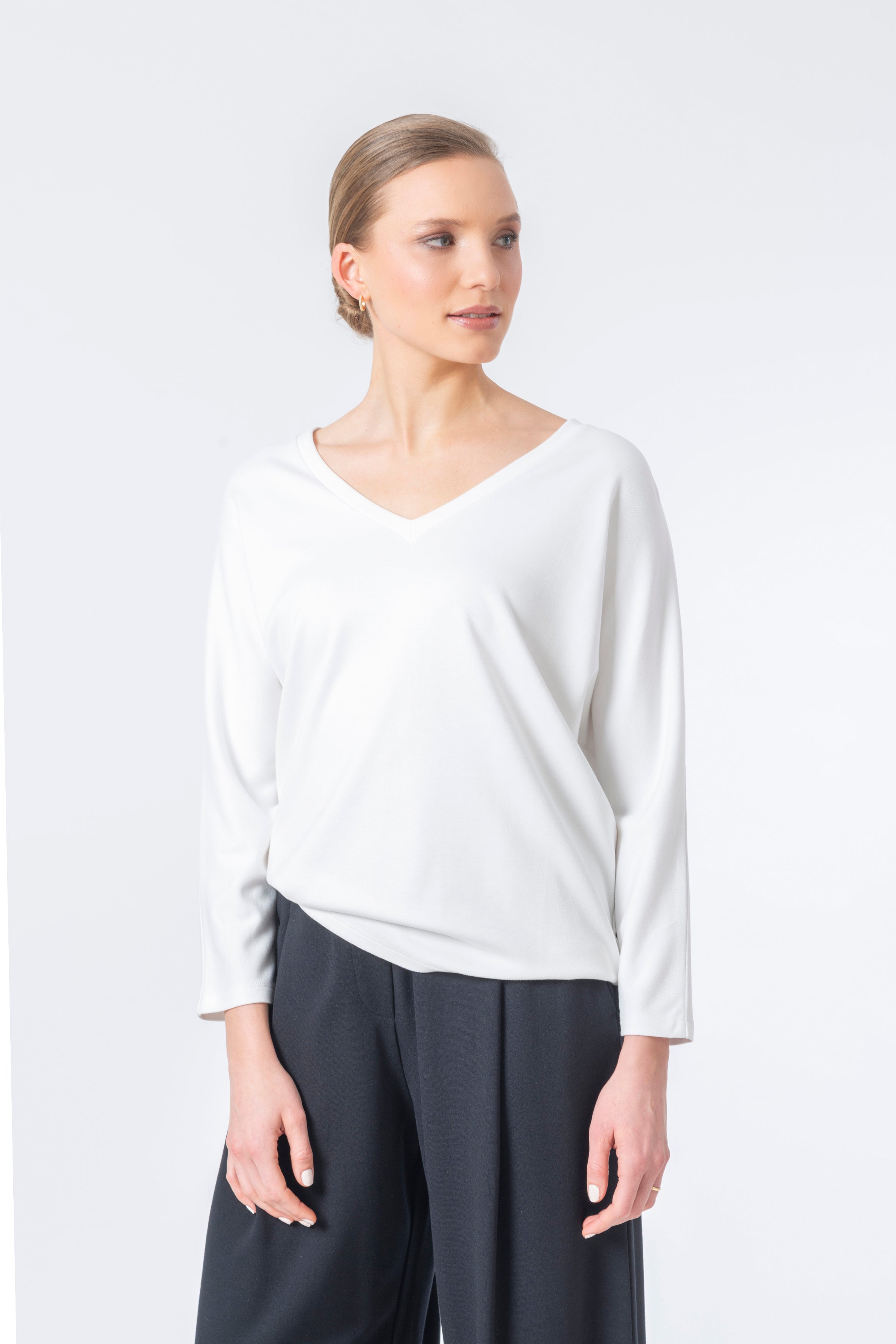 Shirt Code 47a V-Neck Batsleeve Off White