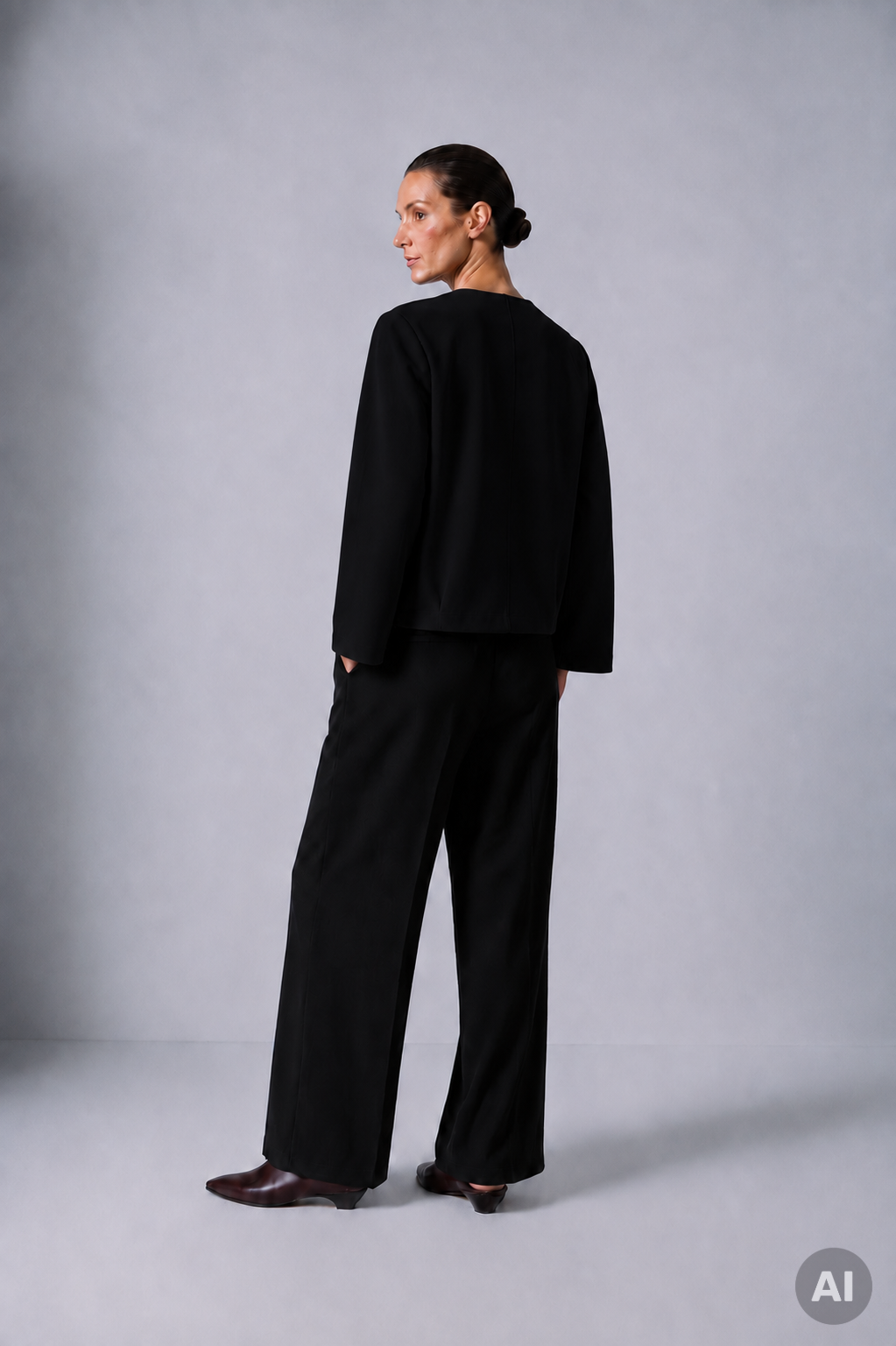 Boxy Sweat Black Code 134