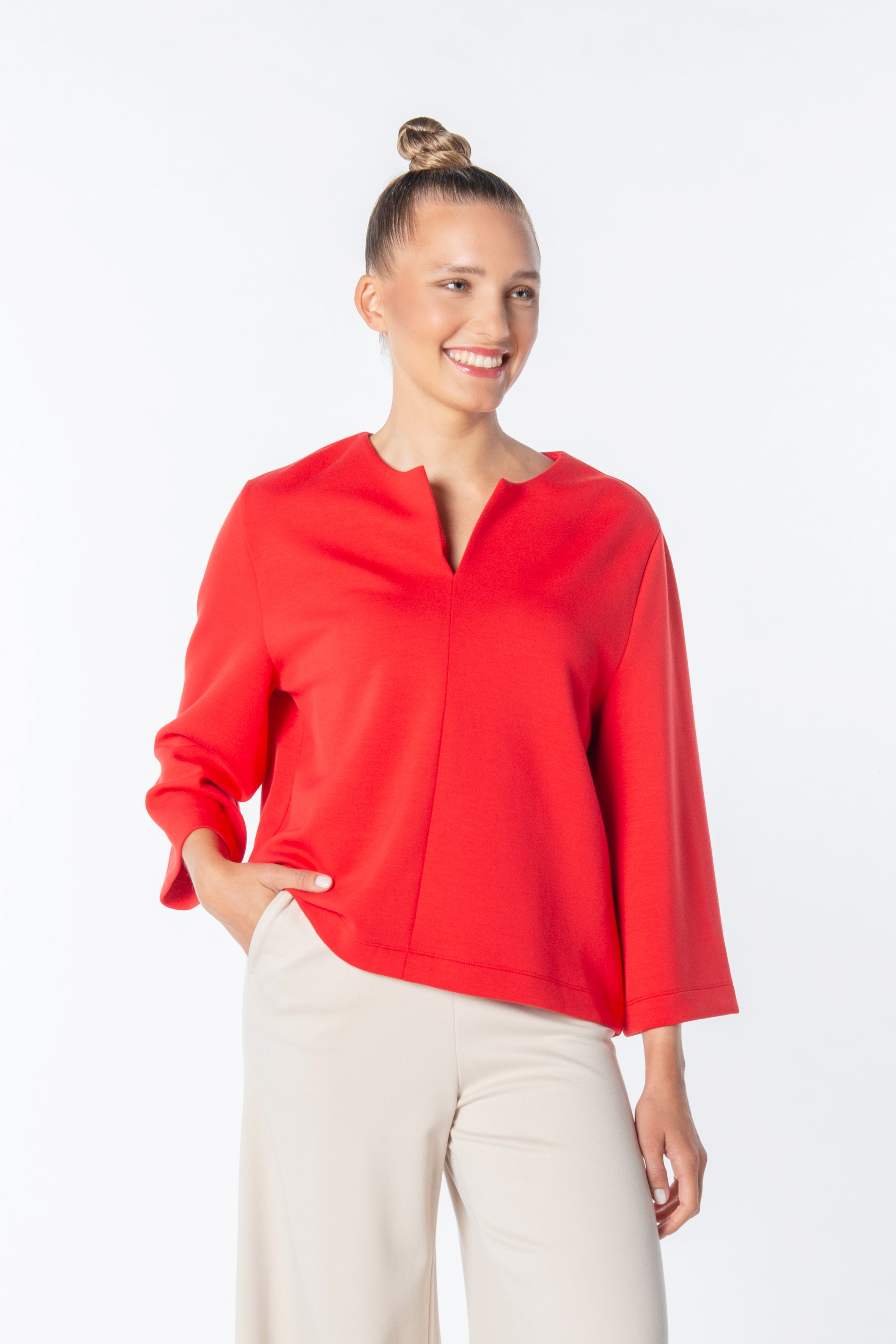Boxy Sweat  true Red Code 134