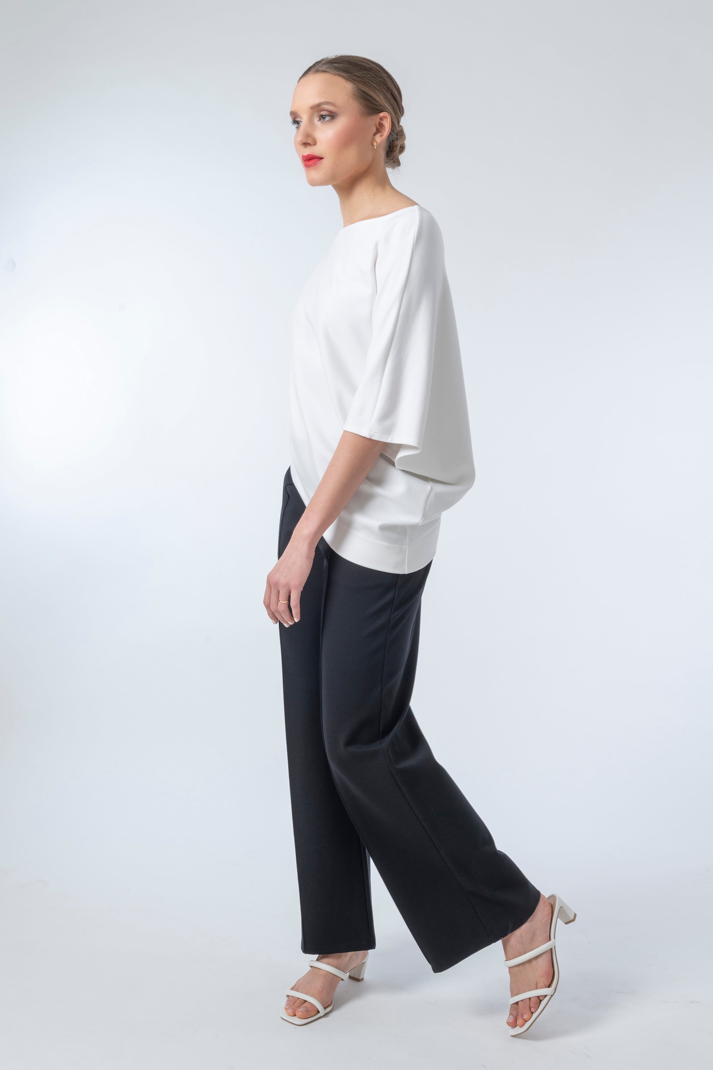 Asymetric Shirt Code 151 Off white