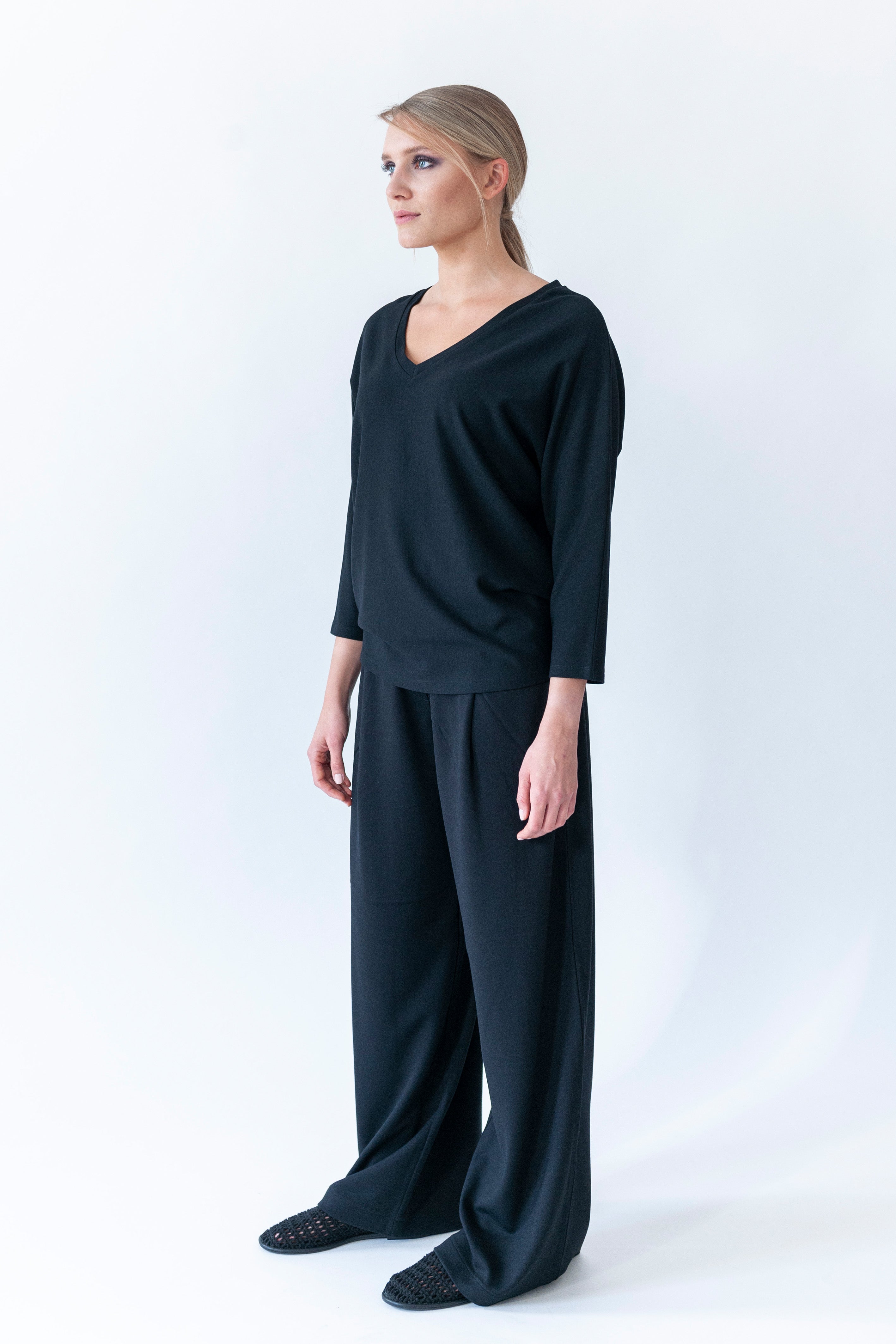 Shirt Code 47a V-Neck Batsleeve Black