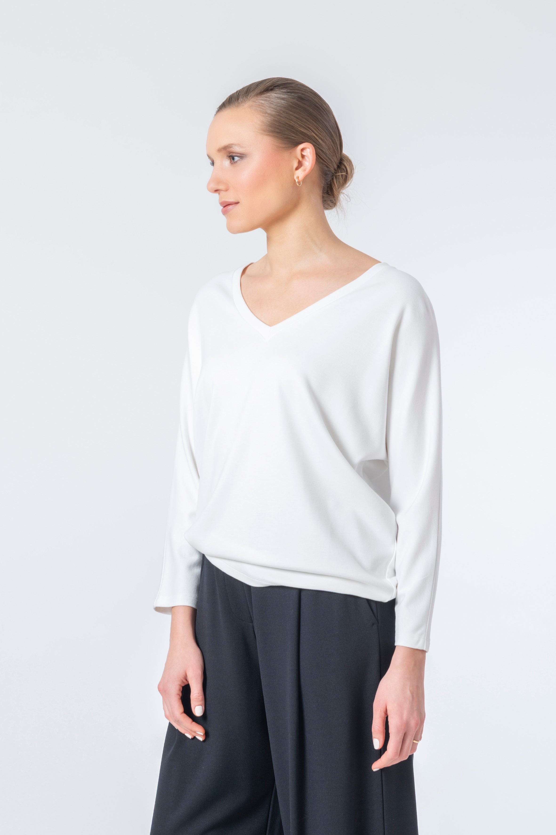 Shirt Code 47a V-Neck Batsleeve Off White