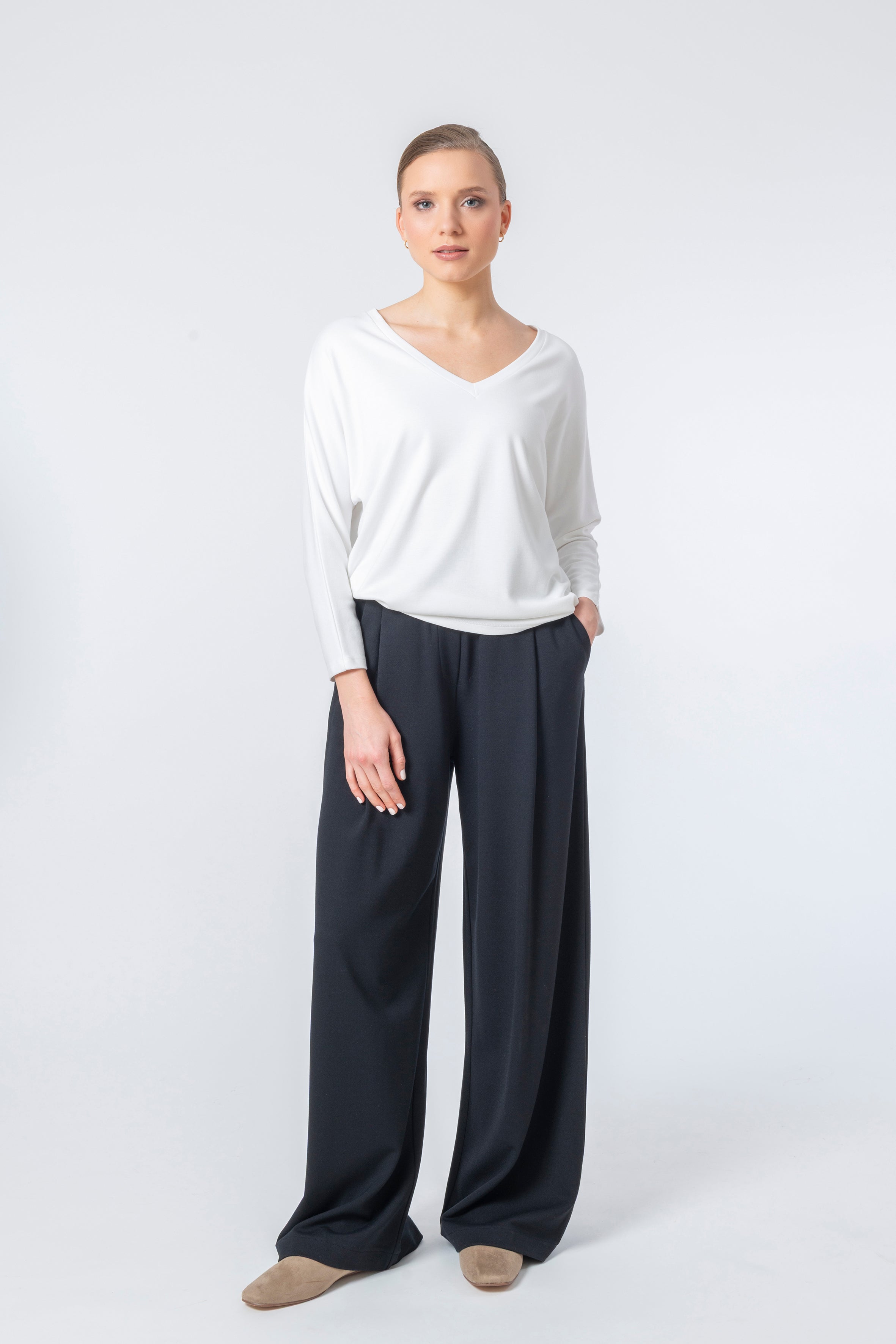 Shirt Code 47a V-Neck Batsleeve Off White