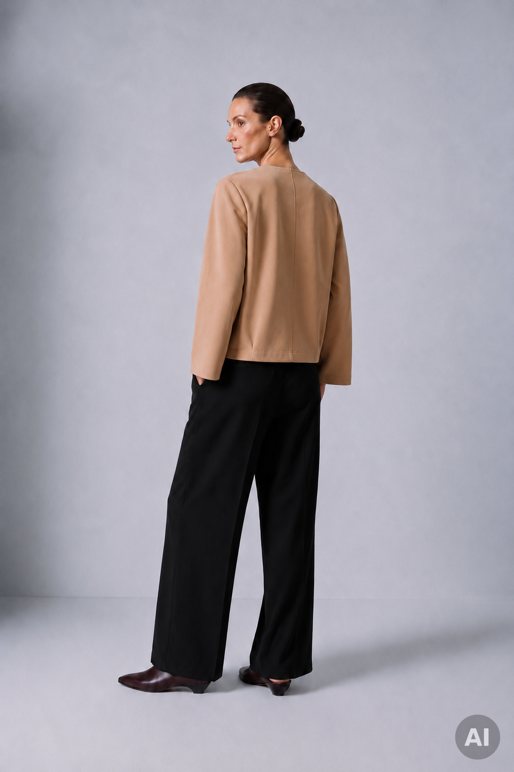 Boxy Sweat  Code 134 Camel